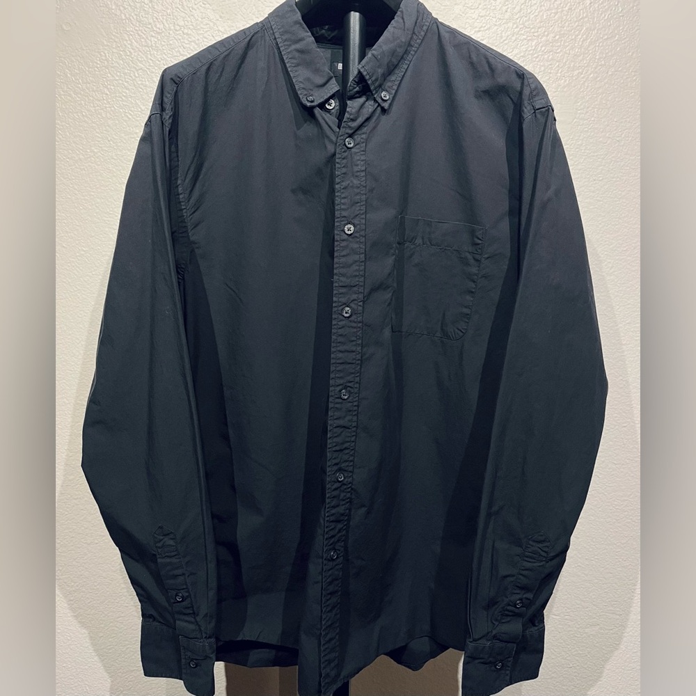 Uniqlo Black Long-sleeve Button-down Shirt - Size L (Men’s)